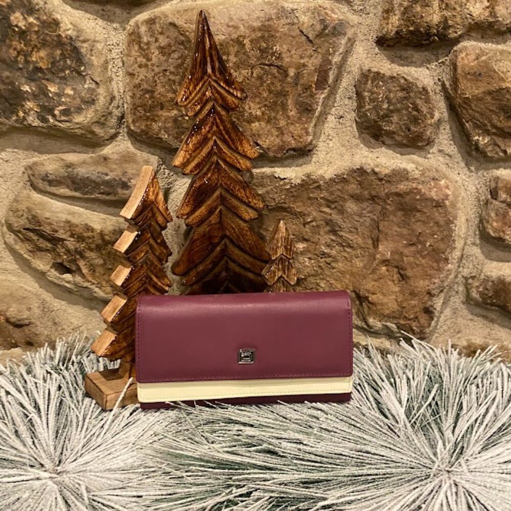 ID Stronghold Women's Wallet - Purple
